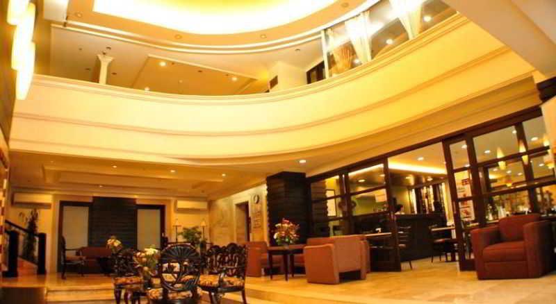 Fersal Hotel Malakas, Quezon City Bagian luar foto