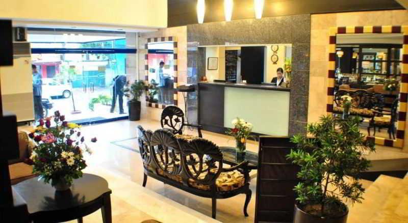 Fersal Hotel Malakas, Quezon City Bagian luar foto