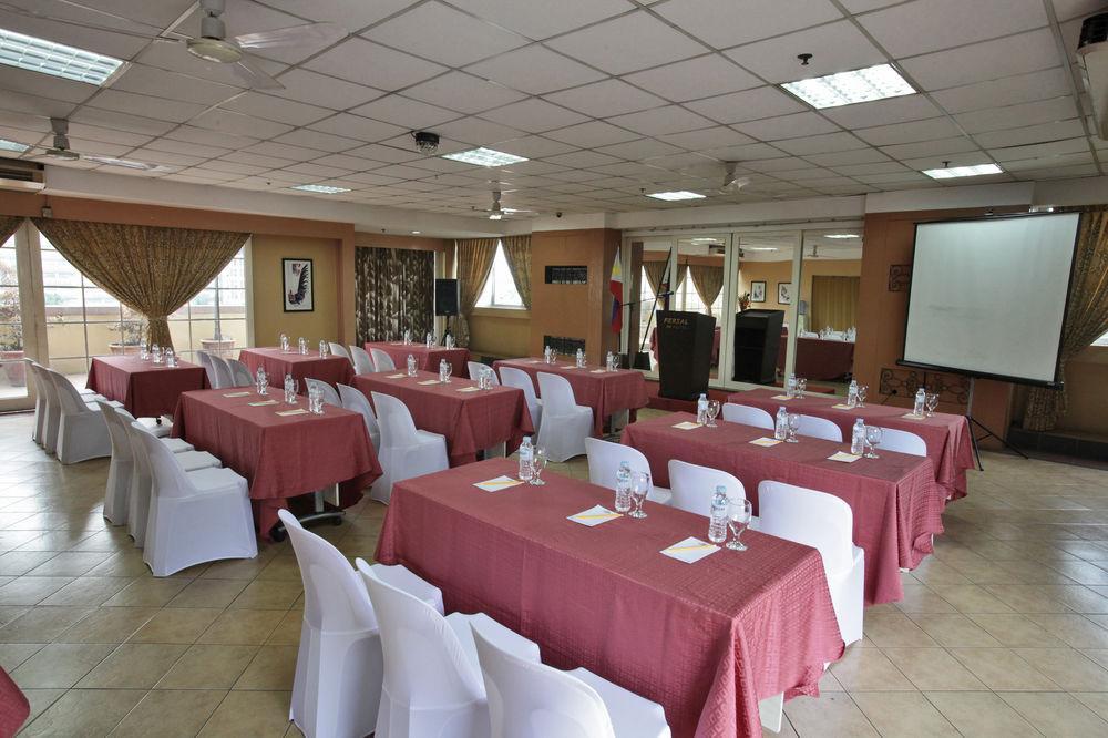 Fersal Hotel Malakas, Quezon City Bagian luar foto