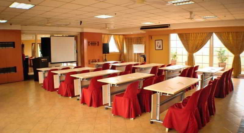 Fersal Hotel Malakas, Quezon City Bagian luar foto