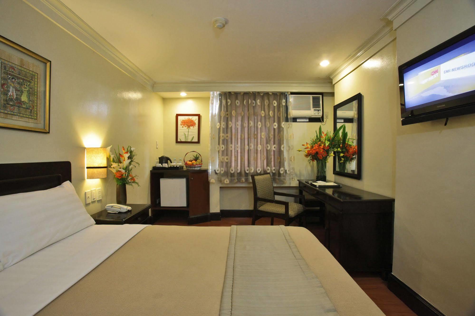Fersal Hotel Malakas, Quezon City Bagian luar foto